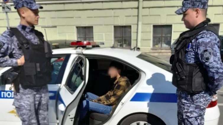Машину подозреваемых в убийстве гендиректора перехватили у Троицкого моста