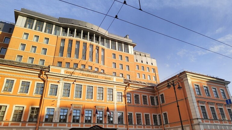 Петербург в пятерке популярных направлений для бронирования отелей в декабре