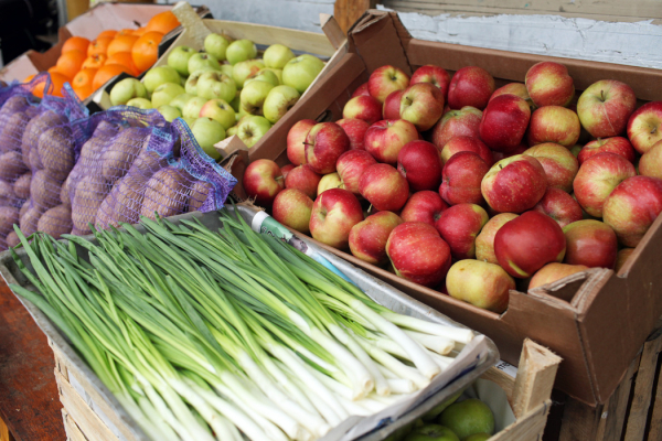Из магазинов Ленобласти изъяли почти 150 кг фруктов и овощей