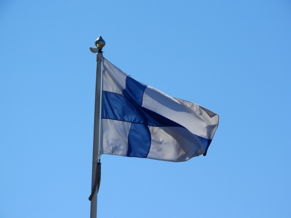 Власти Финляндии закрыли границу на пятом КПП с Россией