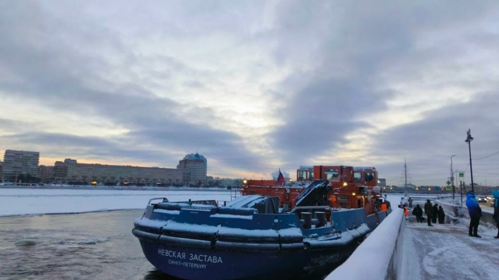 Аварийная служба Петербурга получит новый городской ледокол