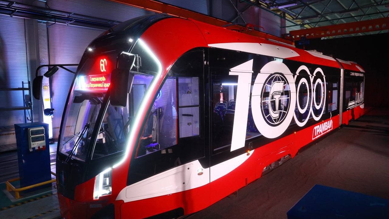 В Петербурге на маршруте №60 появился 1000-й трамвай «ПК Транспортные системы»