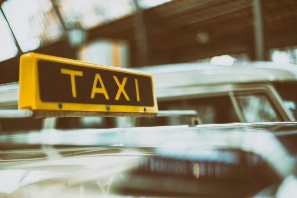 В Петербурге подвели итоги 2023 года в сфере перевозок легковым такси