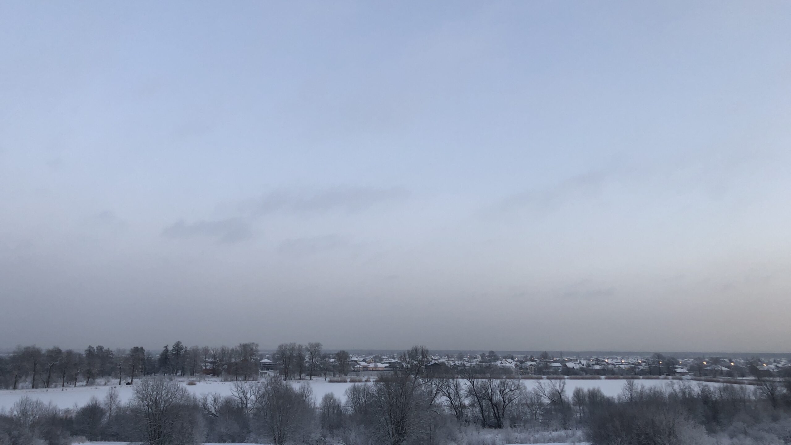 Теплый фронт пришел в Петербург и задержится на несколько дней