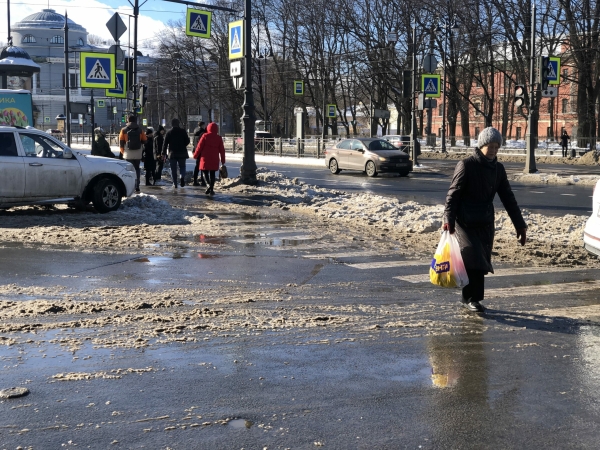 Петербург готов к зимнему сезону: 18 «снежных» пунктов готовы к приему снега