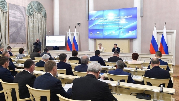 На Совете законодателей в Петербурге обсудили преимущества программы «Сельскохозяйственный гектар»