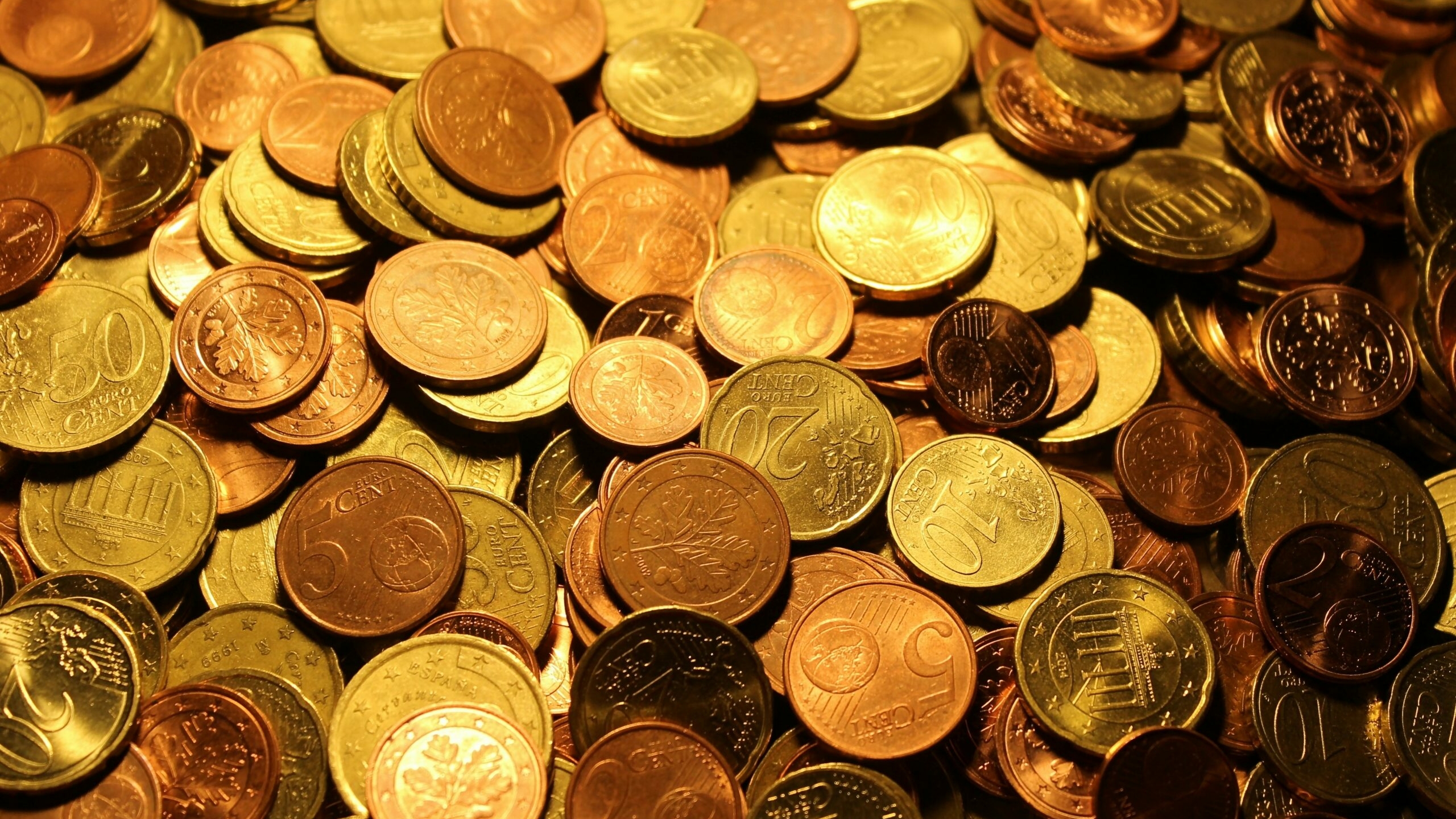 Житель Новосибирска выставил на продажу 15 кг бракованных монет почти за 30 млн рублей