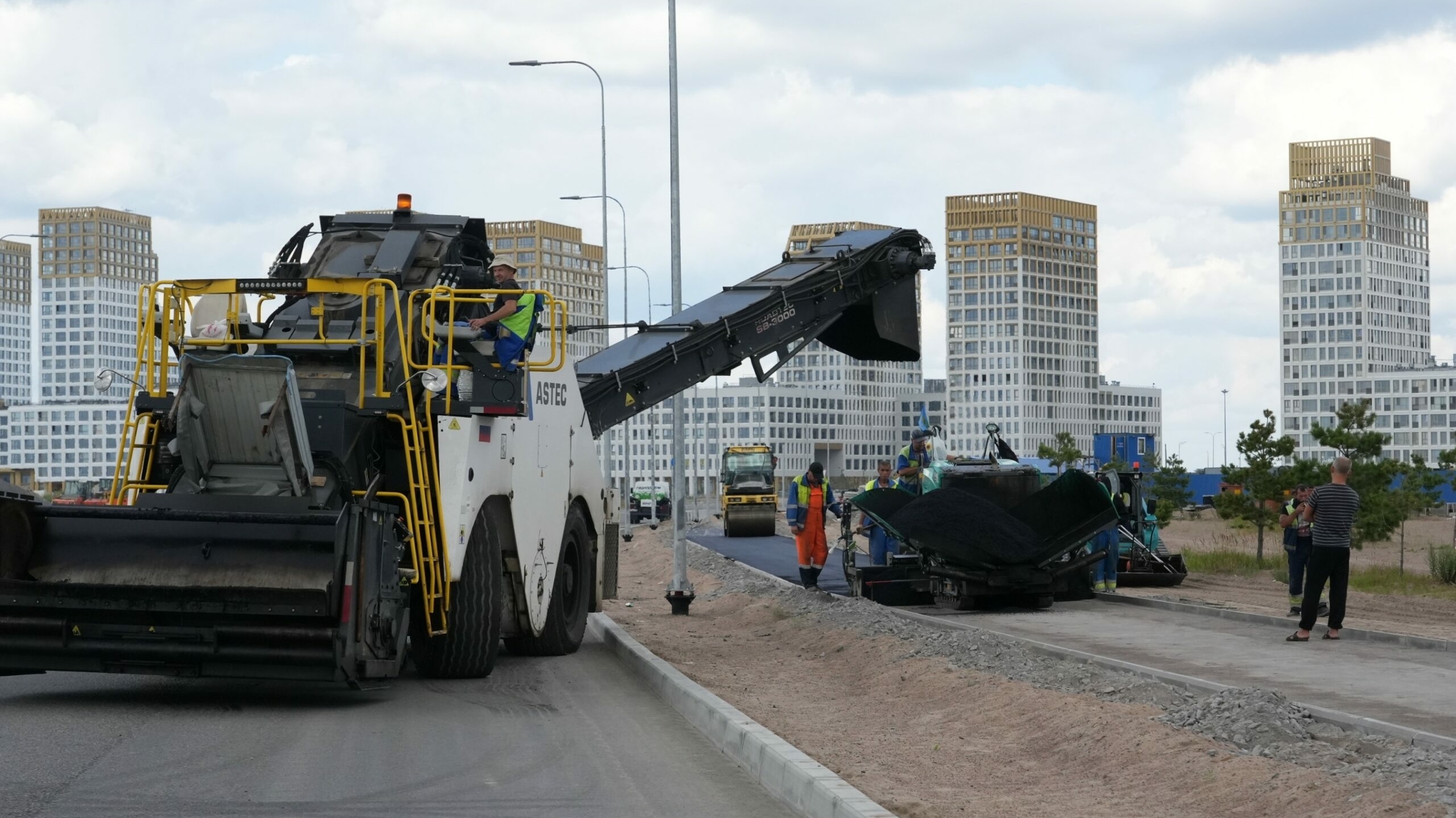 В Петербурге на намывных участках Васильевского острова активно развивается инфраструктура