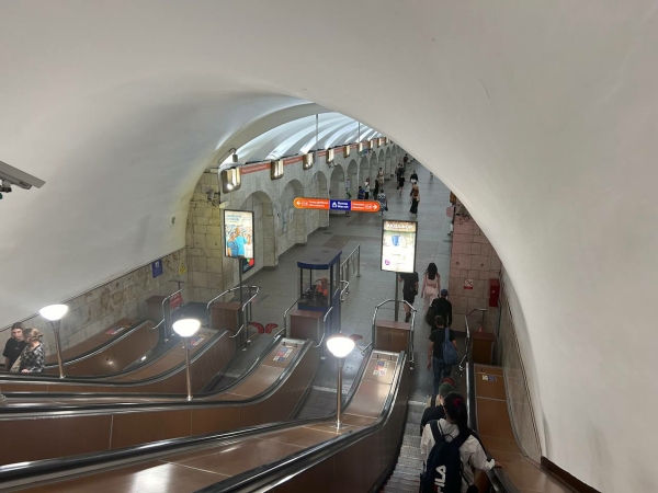 Петербургское метро опубликовало данные о работе эскалаторов за 2025 год
