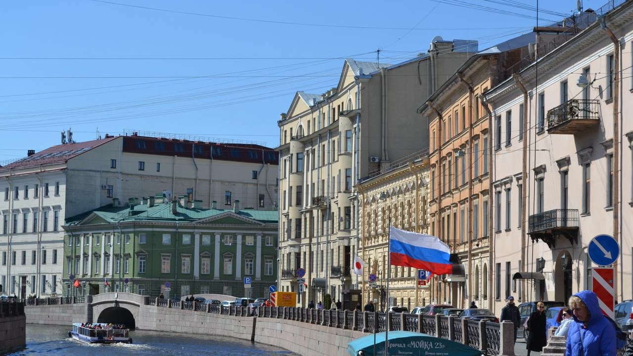 Ветер стихает, небо проясняется: прогноз на 9 мая в Петербурге