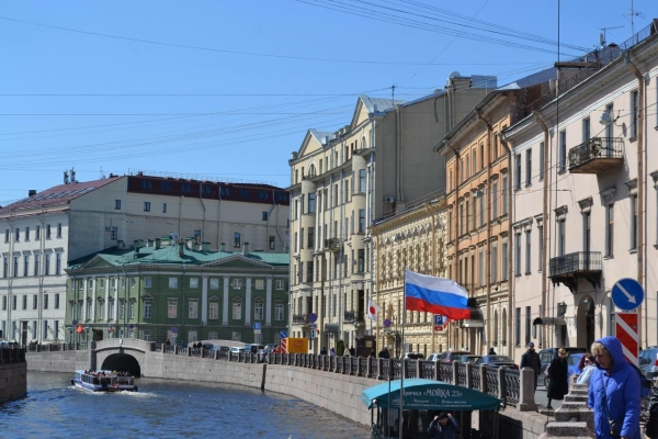 Ветер стихает, небо проясняется: прогноз на 9 мая в Петербурге