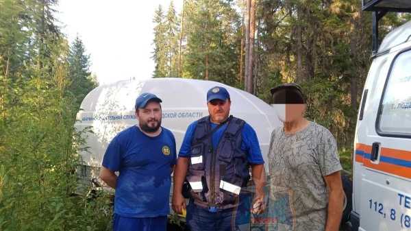Спасатели нашли заблудившегося в лесу пенсионера под Лодейным Полем