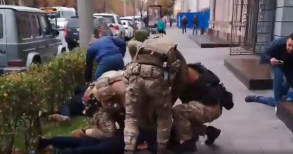 Петербургские оперативники перекрыли аптечный канал сбыта запрещенки