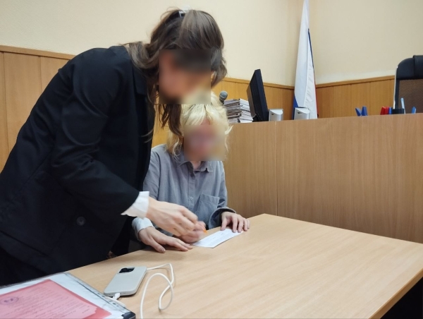 В Петербурге завели два дела на певицу Наоко за исполнение песни иноагента
