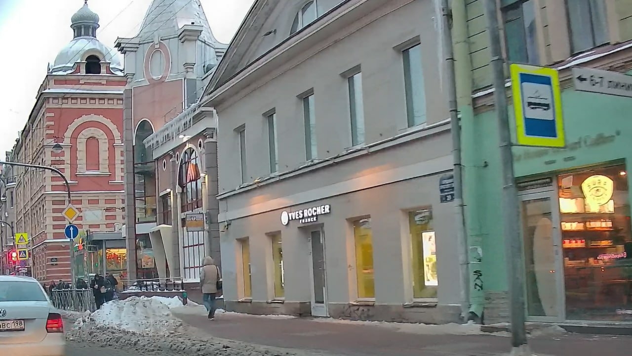 ГАТИ Петербурга выписала штрафы за неснятые сосульки на каникулах