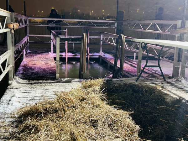 В Петербурге прошли массовые крещенские купания с участием 34 тыс. человек