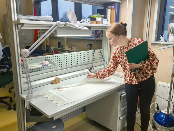 В Ленинградской области реставраторы вернули к жизни льняной рушник возрастом более века