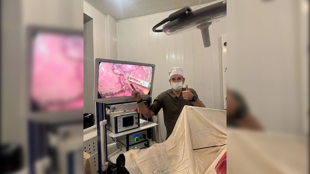 Ленинградские врачи впервые провели в подшевном Енакиево лапароскопическое вмешательство