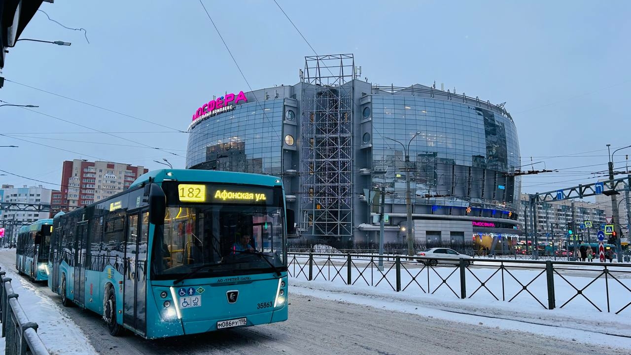 Транспортная система Петербурга справилась с работой в экстремальные морозы на выходных