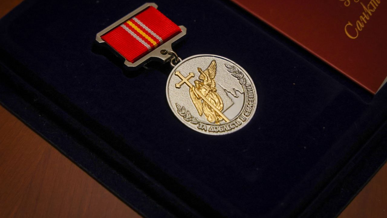 В Петербурге наградят спасителей двухлетнего малыша, упавшего с 10 этажа