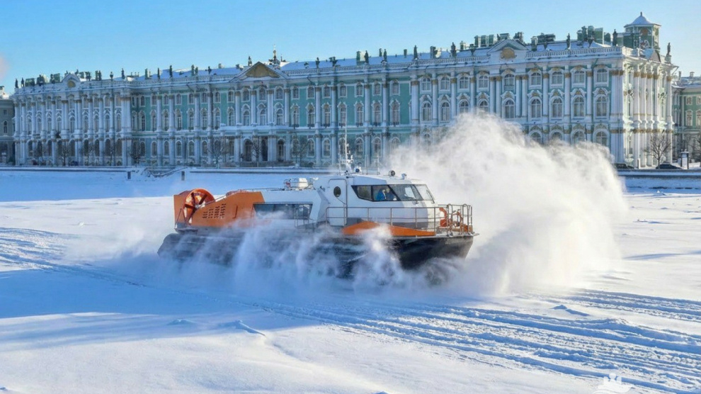 В Петербурге подвели итоги первой для города зимней навигации