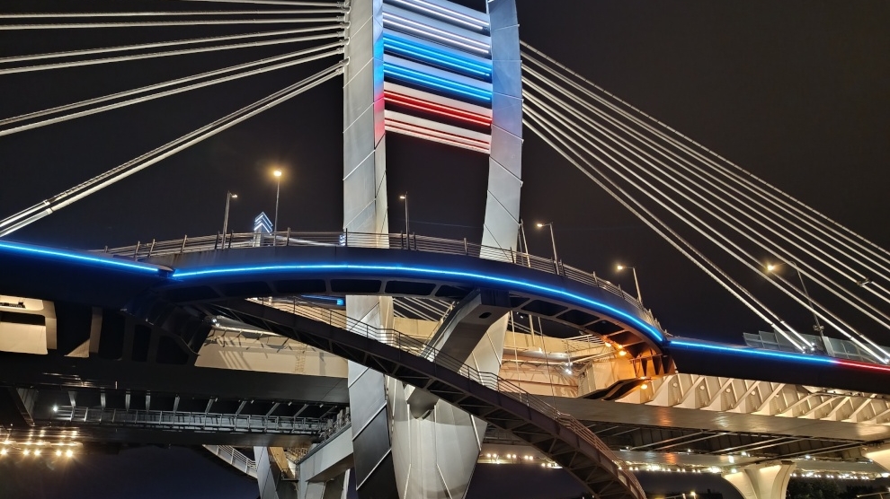 В Петербурге зажгут подсветку мостов в честь 8 марта