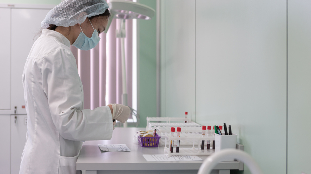 Петербуржцы смогут бесплатно провериться на гепатит С