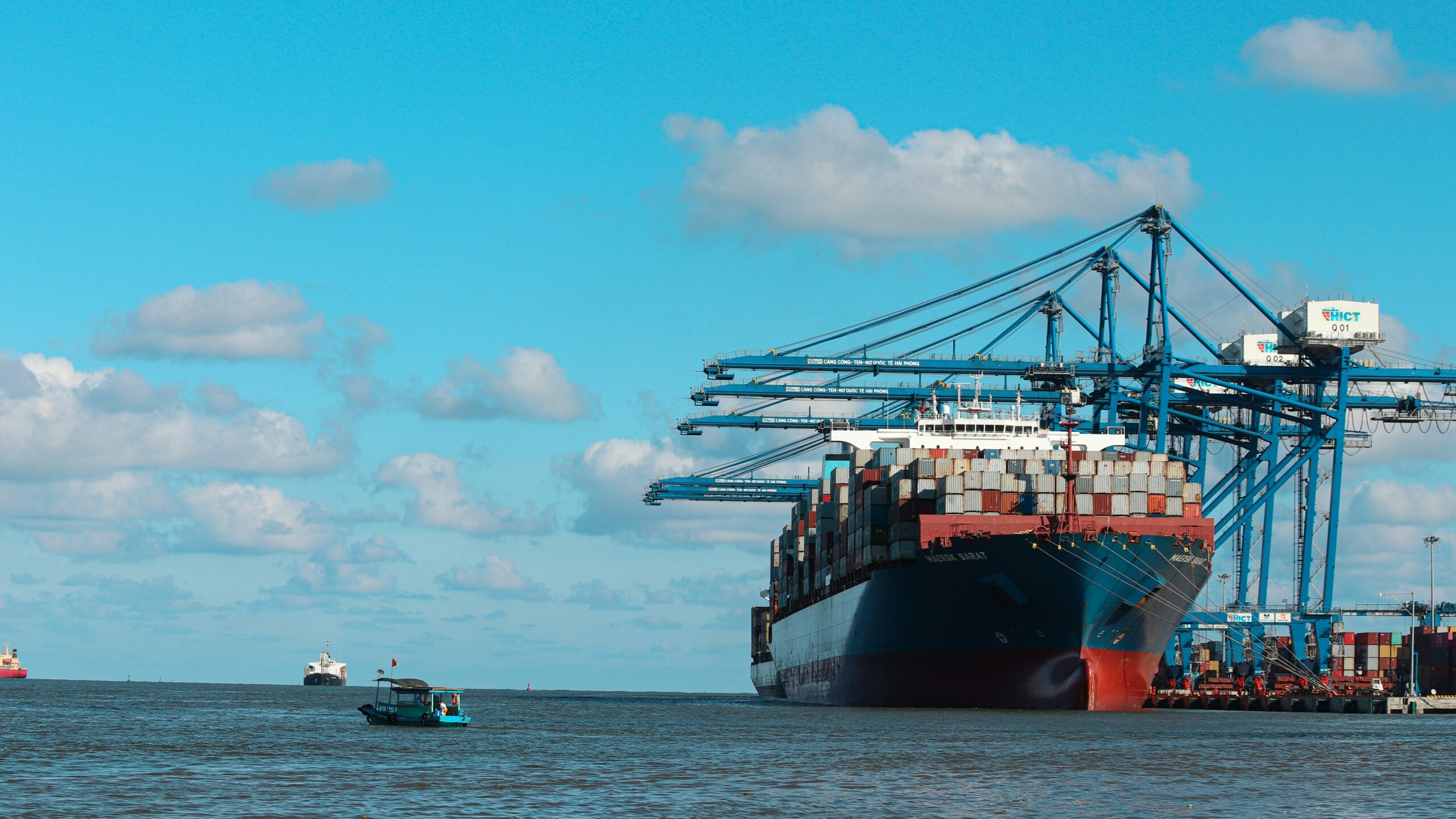 Петербургский бизнес несет дополнительные расходы из-за войны в Иране