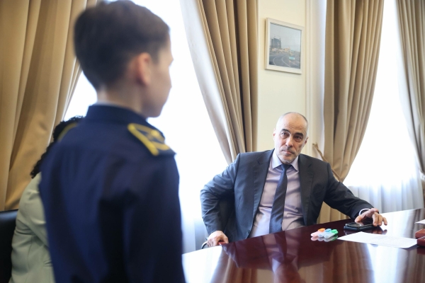 В Петербурге наградили юного поклонника метрополитена