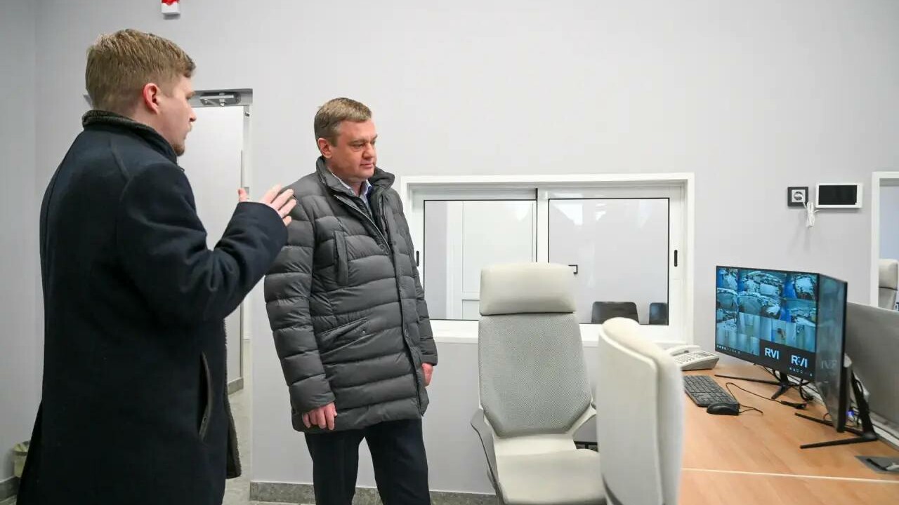 В Петербурге открыли вторую диспетчерскую на разворотной площадке для автобусов