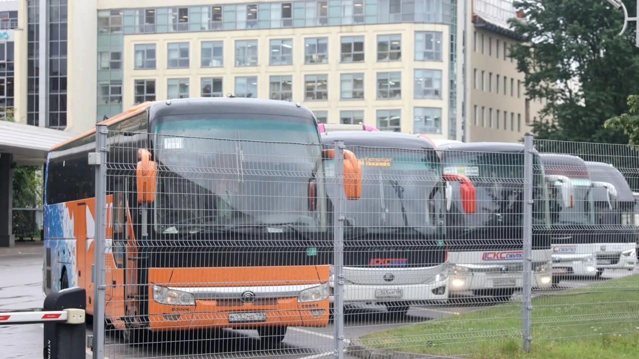 Петербуржцы смогут добраться до Севастополя на автобусе