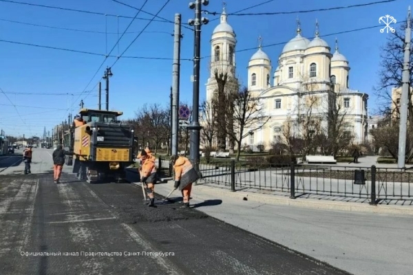 Улицы Петербурга привели в порядок перед празднованием Пасхи