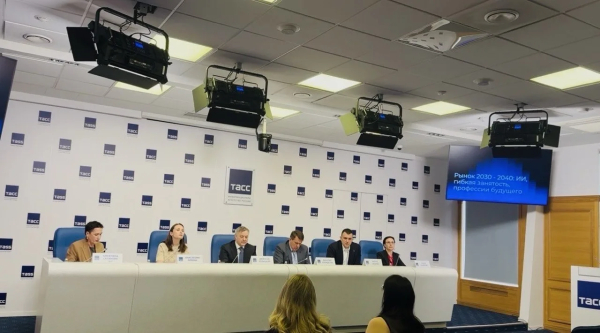 Авито Работа: рынок труда меняется быстрее ожиданий — ИИ и гибкая занятость становятся новыми стандартами