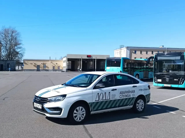 Дорожный патруль начал обеспечивать безопасность движения в центре Петербурга