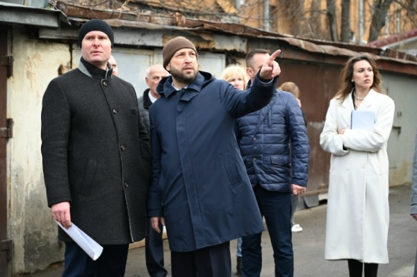 В Петроградском районе проверили состояние дворов и улиц