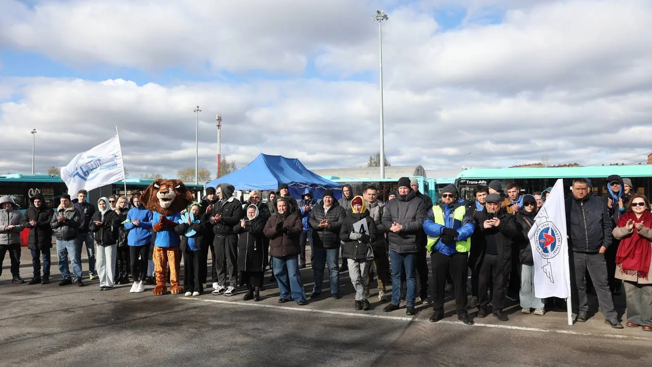 В Петербурге назвали победителей конкурса водителей автобусов