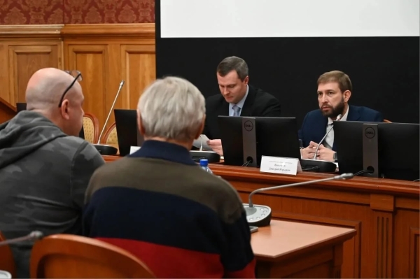 Ваньчков выслушал жалобы жителей и запустил сбор предложений