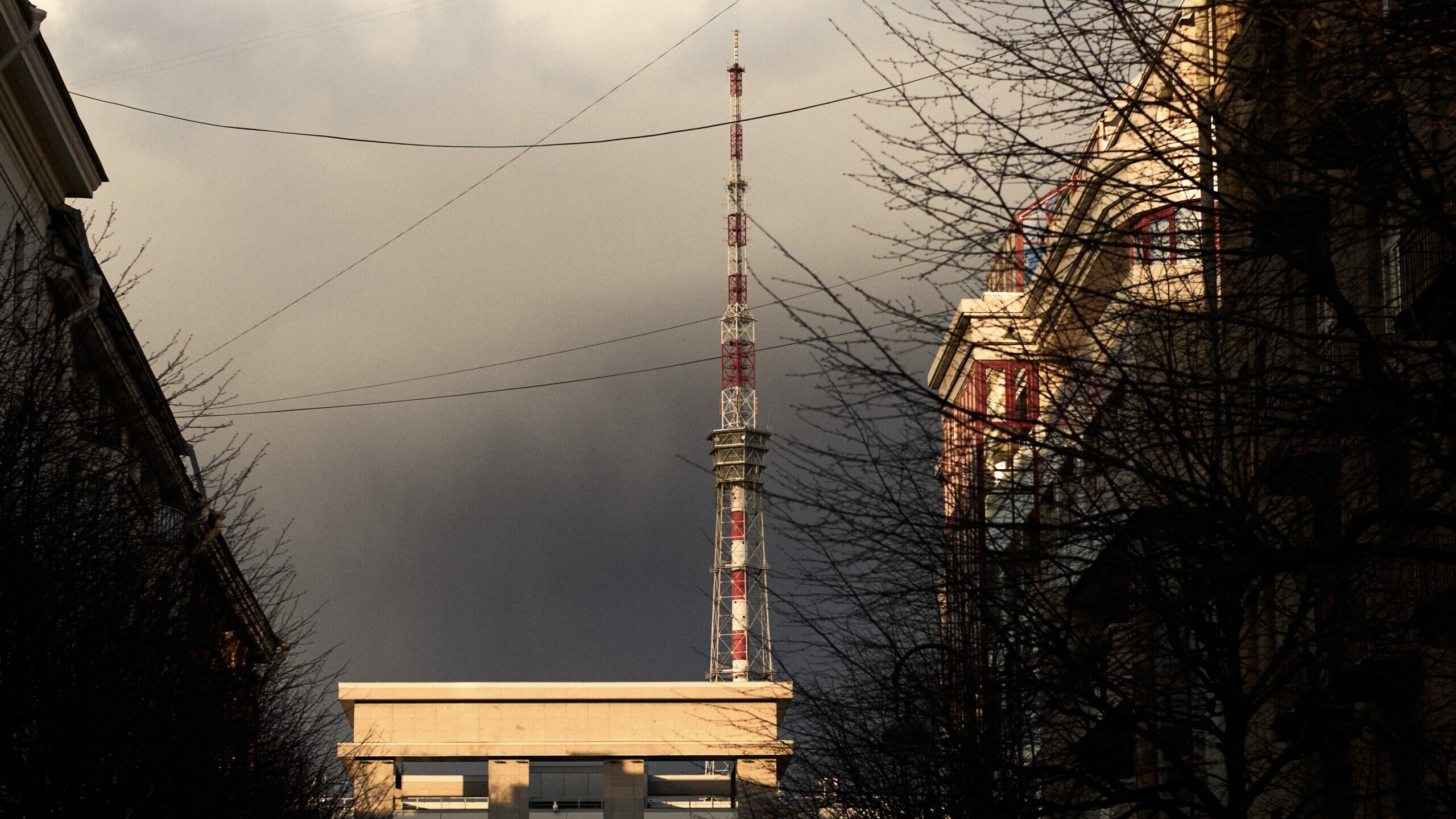 В Петербурге включат праздничную подсветку телебашни к 9 Мая