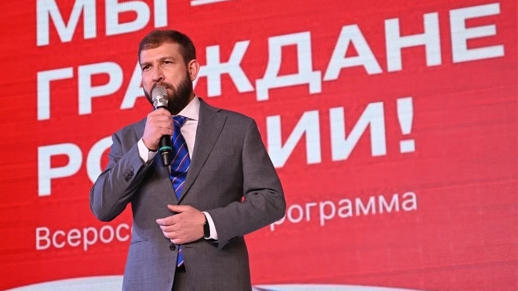 Дмитрий Ваньчков наградил победителей районного этапа «Зарницы 2.0»