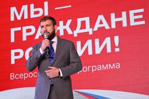 Дмитрий Ваньчков наградил победителей районного этапа «Зарницы 2.0»