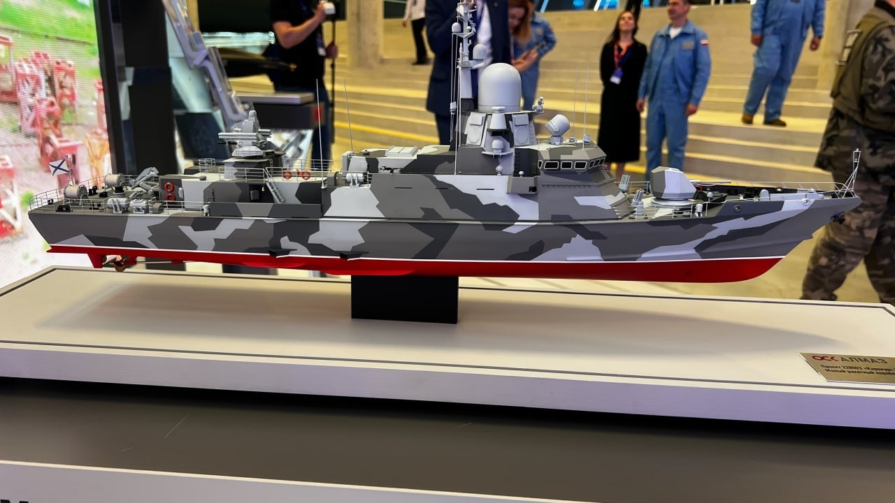 ОСК представила два экспортных корабля на салоне «ФЛОТ-2026» в Кронштадте