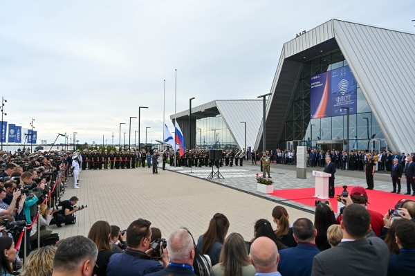 В Кронштадте открылся Международный военно-морской салон