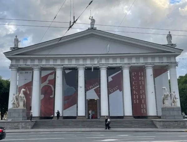 В Петербурге восстановят скульптуры Диоскуров у Манежа