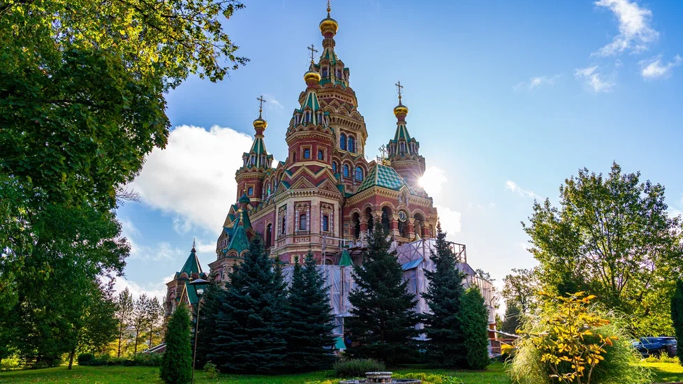 Петергофу исполнился 321 год