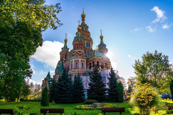 Петергофу исполнился 321 год