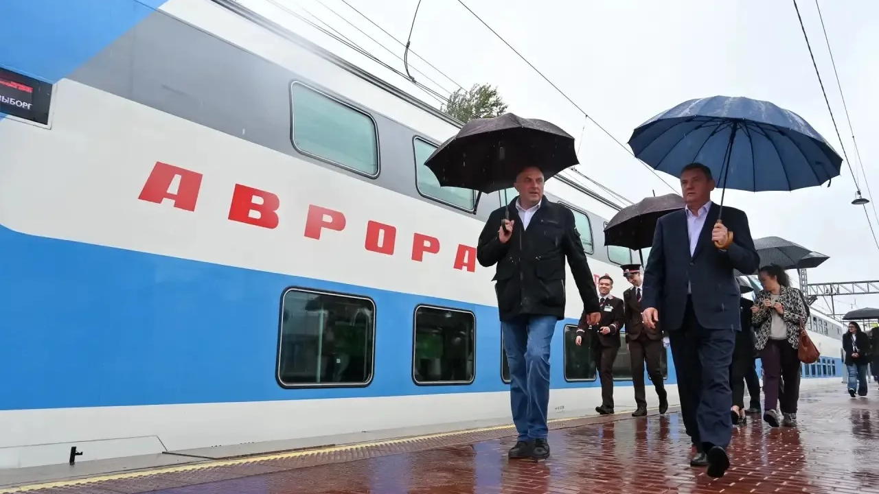 Двухэтажные «Аврора-шаттл» начали ходить между Петербургом и Выборгом