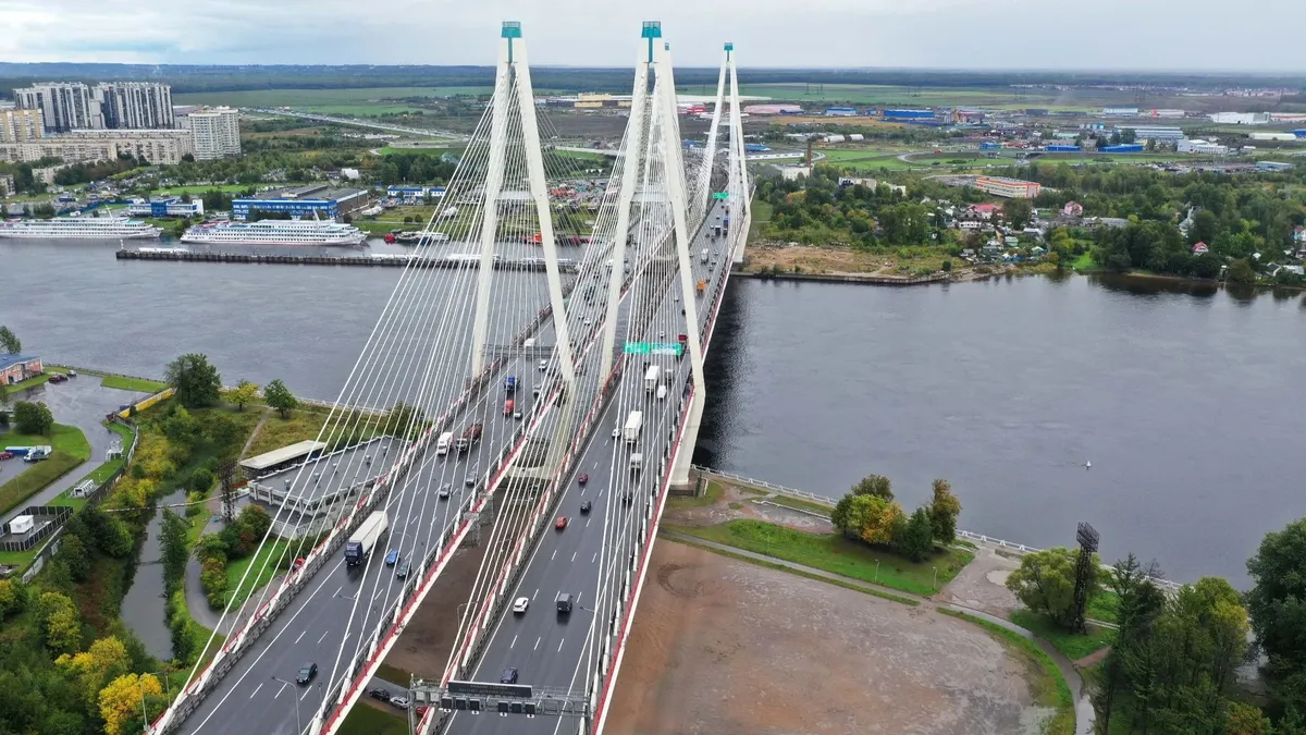 Большой Обуховский мост открыли для движения после ремонта