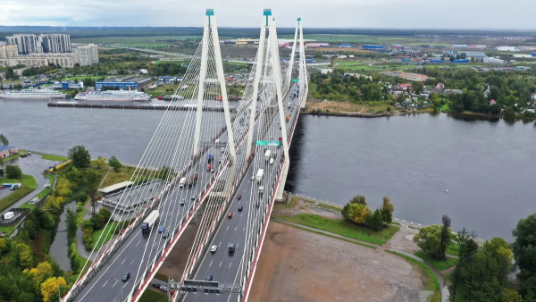Большой Обуховский мост открыли для движения после ремонта